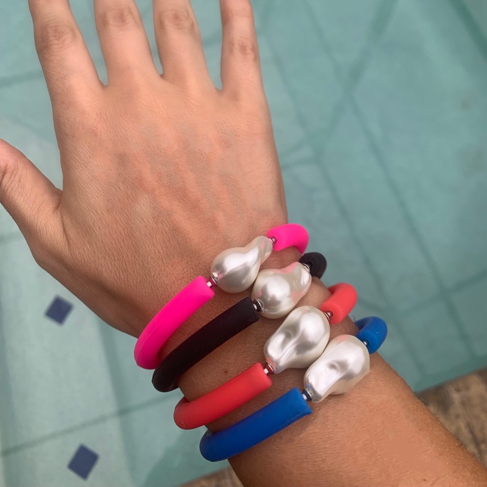 Pearl bracelet silicon adjustable pink color